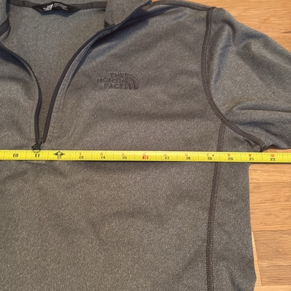 The North Face Charcoal 1/4 Zip Long Sleeve Performance Jacket Men’s L - Picture 9 of 12